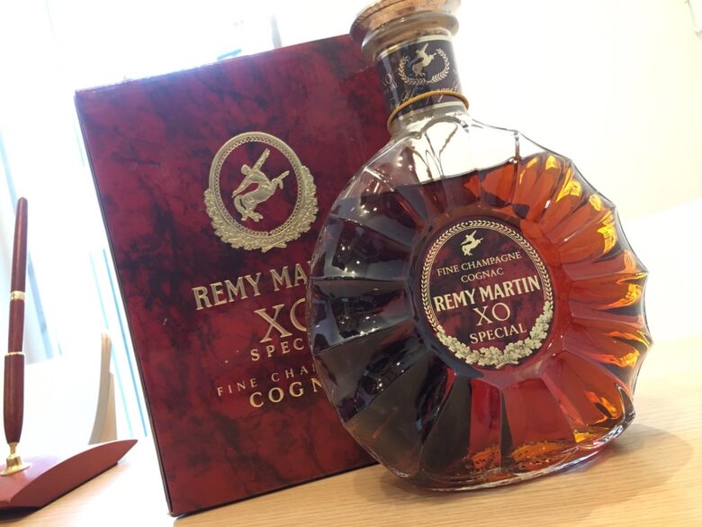 当季大流行 レミーマルタン REMYMARTIN XO ブランデー 旧ボトル 